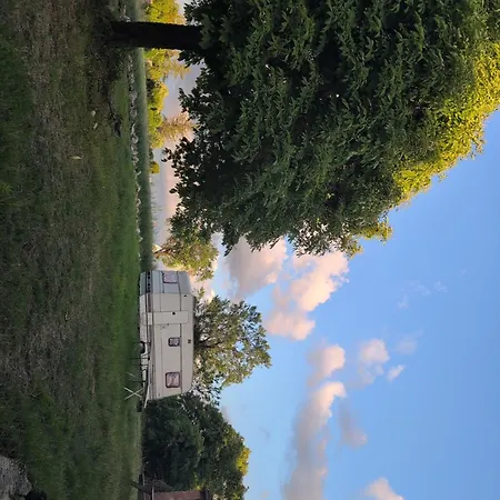 Camping Au Soleil